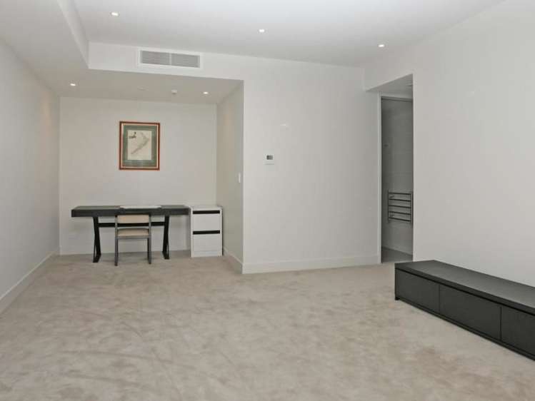 2c/3 Clyde Quay Wharf Te Aro_8