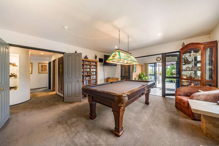 107 Redvers Drive Belmont_22