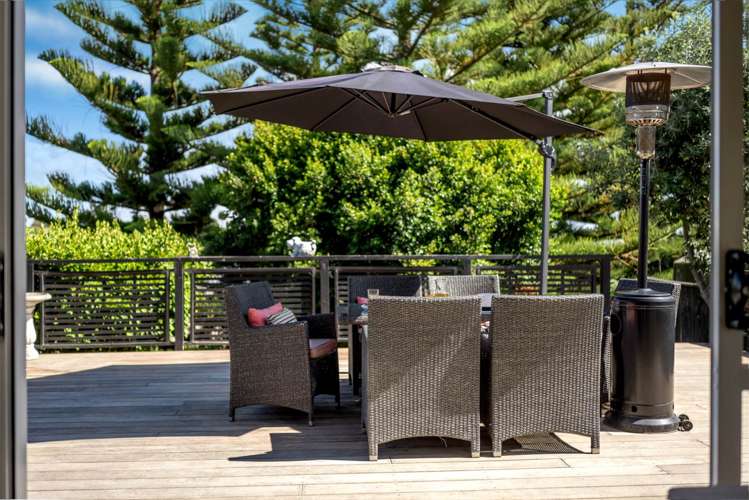 107 Pine Harbour Parade_1