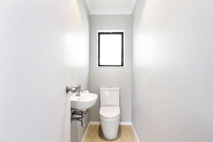 2 Beaufield Lane Te Atatu Peninsula_11