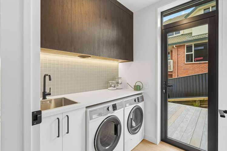 16 Joe Brown Avenue Mosgiel_28