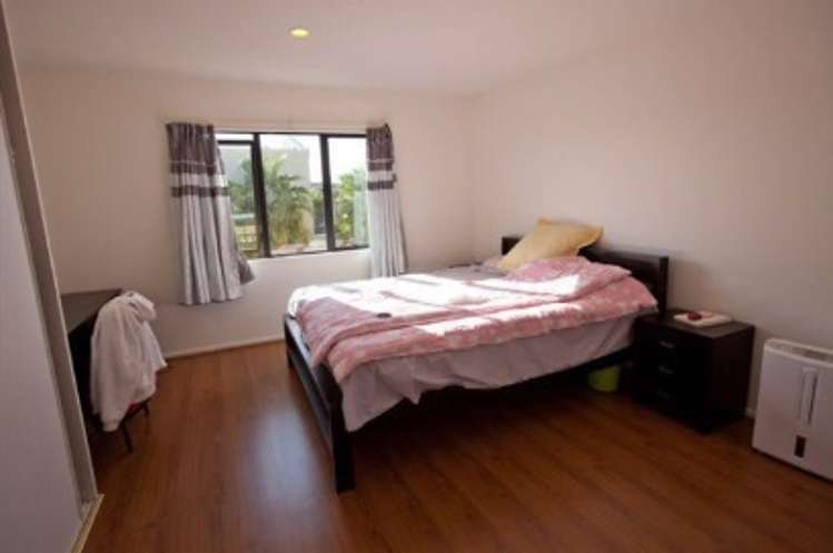 42/17 Lyon Avenue Mount Albert_3