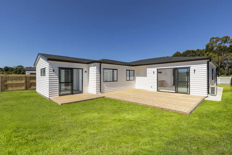 45 McIndoe Road Huapai_2