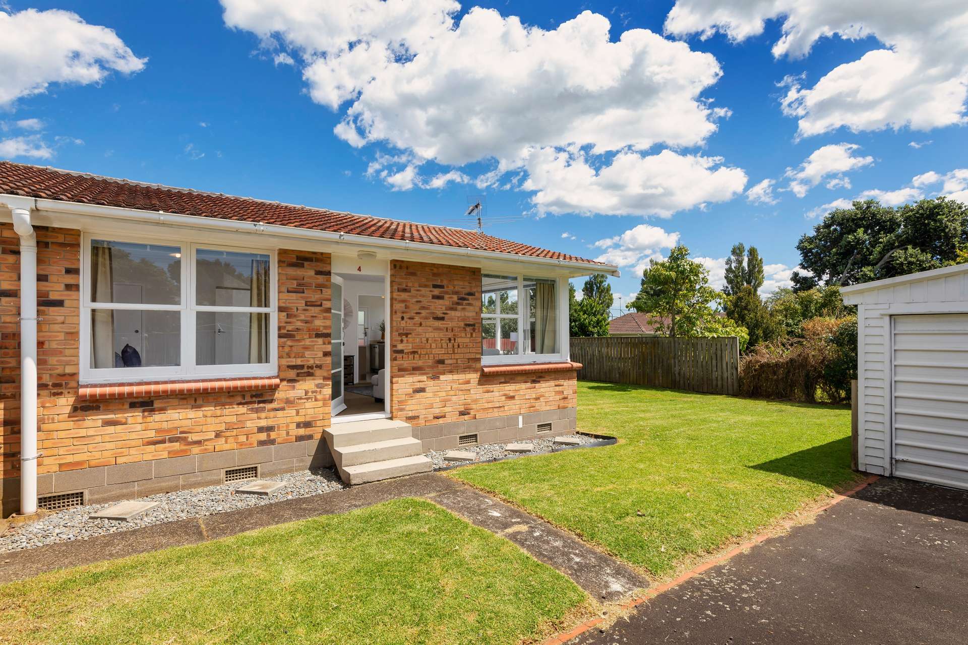 4/11 Preston Avenue Mount Albert_0