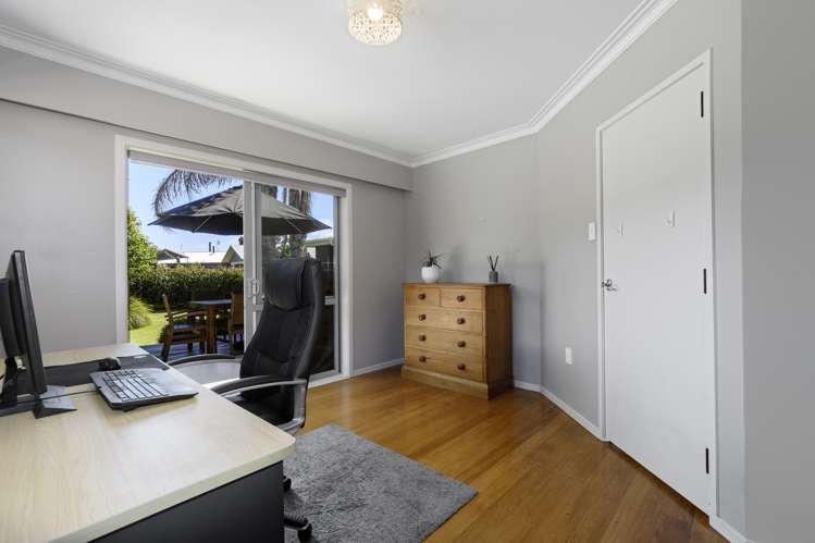 15 Roderick Street Otumoetai_20