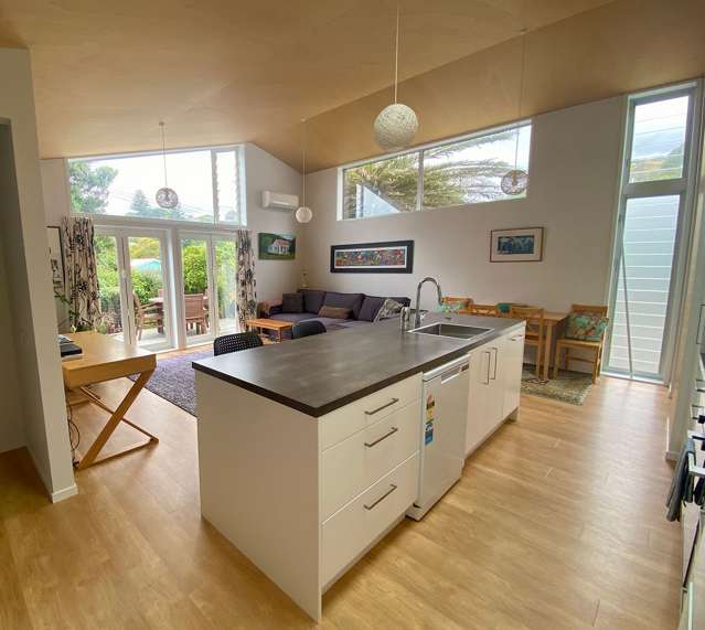 80 The Parade Paekakariki_3