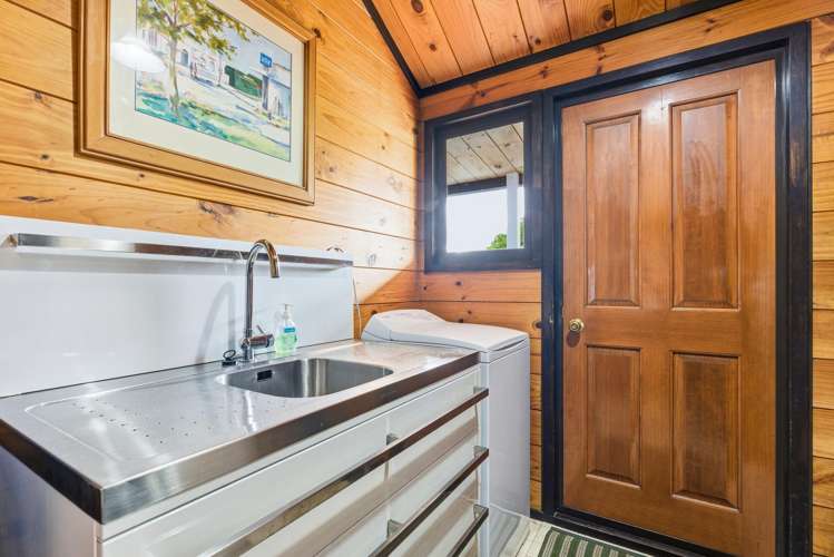 34 Cambridge Street Pahiatua_19