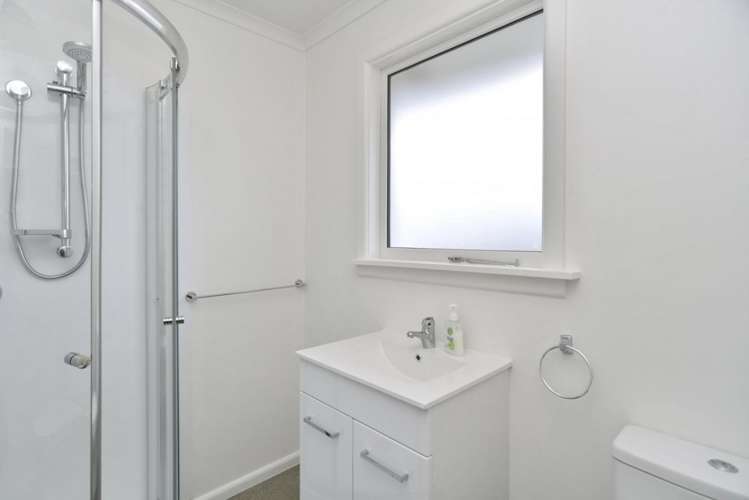 2/89 Hills Road Edgeware_12