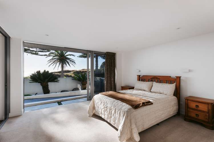 81 Marine Parade Mount Maunganui_21