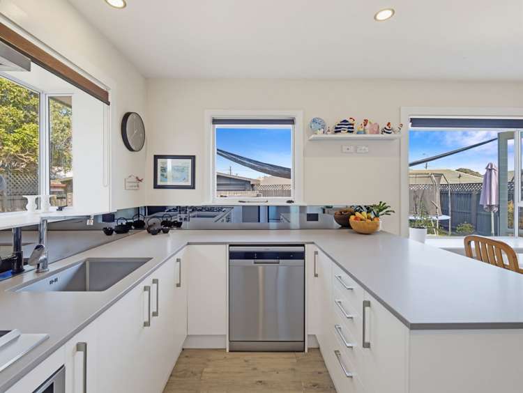 9b Kirner Street Burwood_17