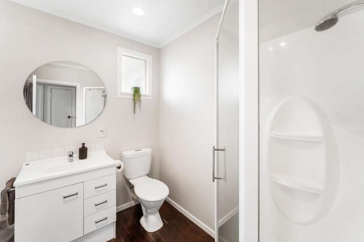 4 Lyndon Place Manurewa_12