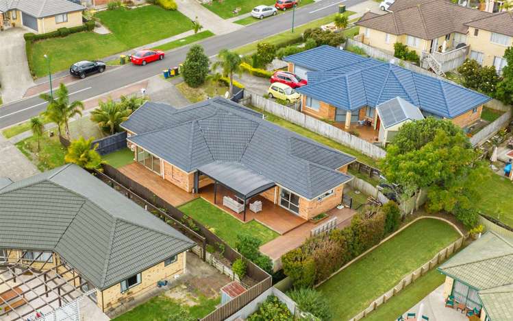 17 Fleetwood Drive Henderson_12