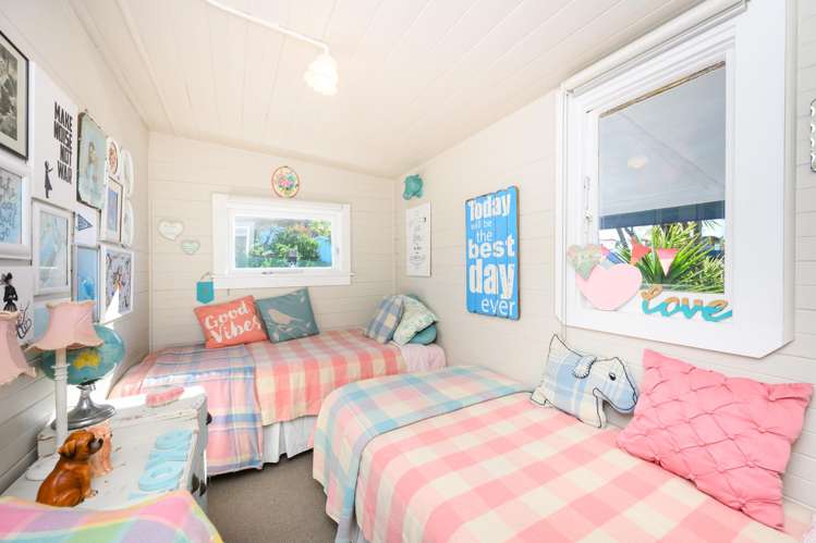 15a Hall Place Foxton Beach_18