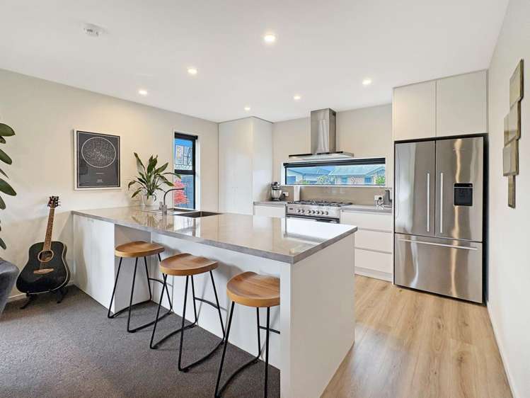 30 Minerva Cr Woodend_1