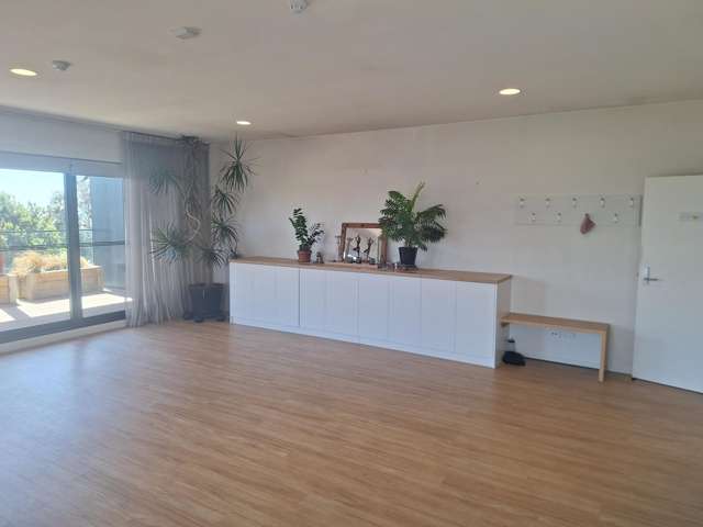 1155 South Road Oakura_2