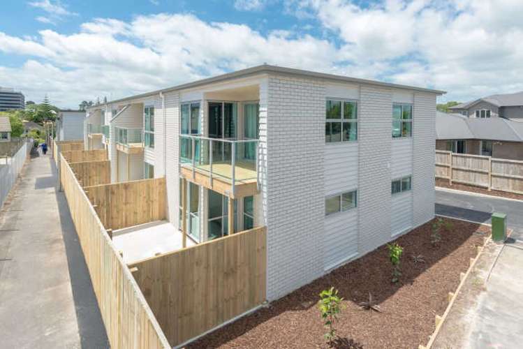 4/25 Jones Crescent 10463_16