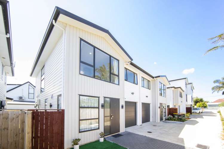 6/684 Te Atatu Road Te Atatu Peninsula_0