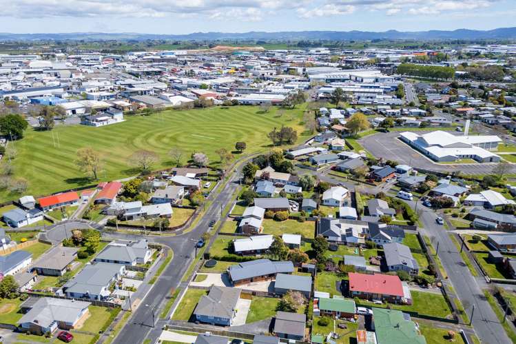 20 Larnach Street St Andrews_19