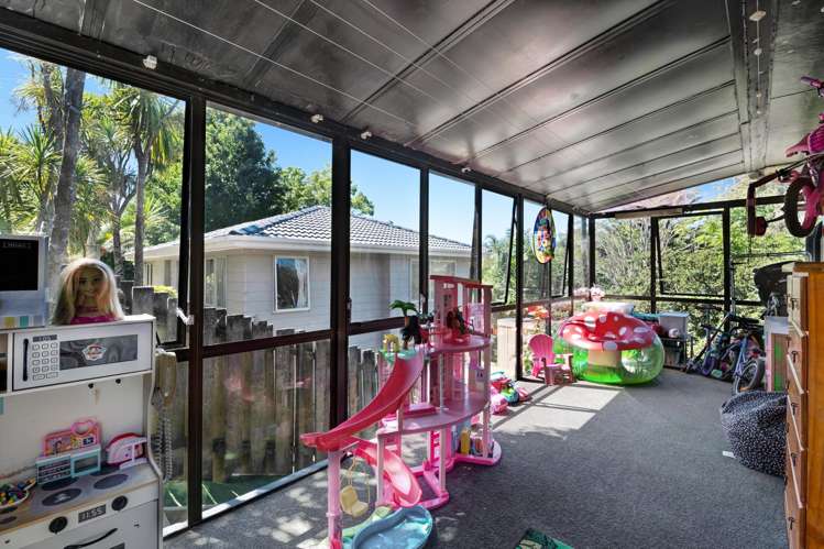 12 Airey Place Torbay_17