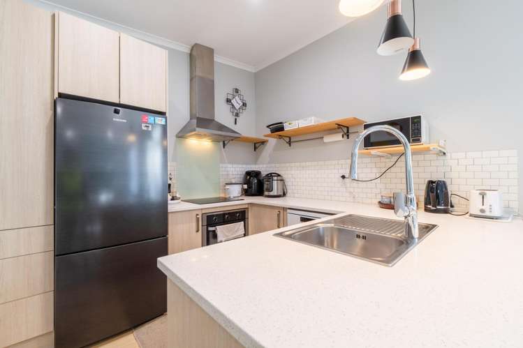 22 Beatty Street Strathern_24