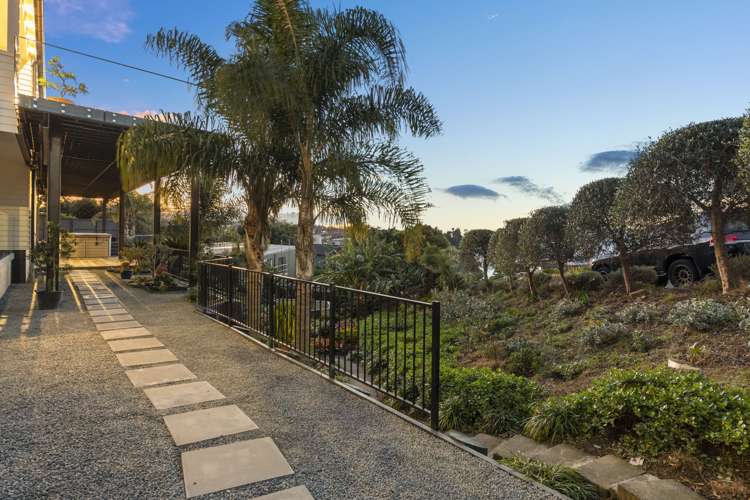 4 Rangitoto View Road Cockle Bay_15