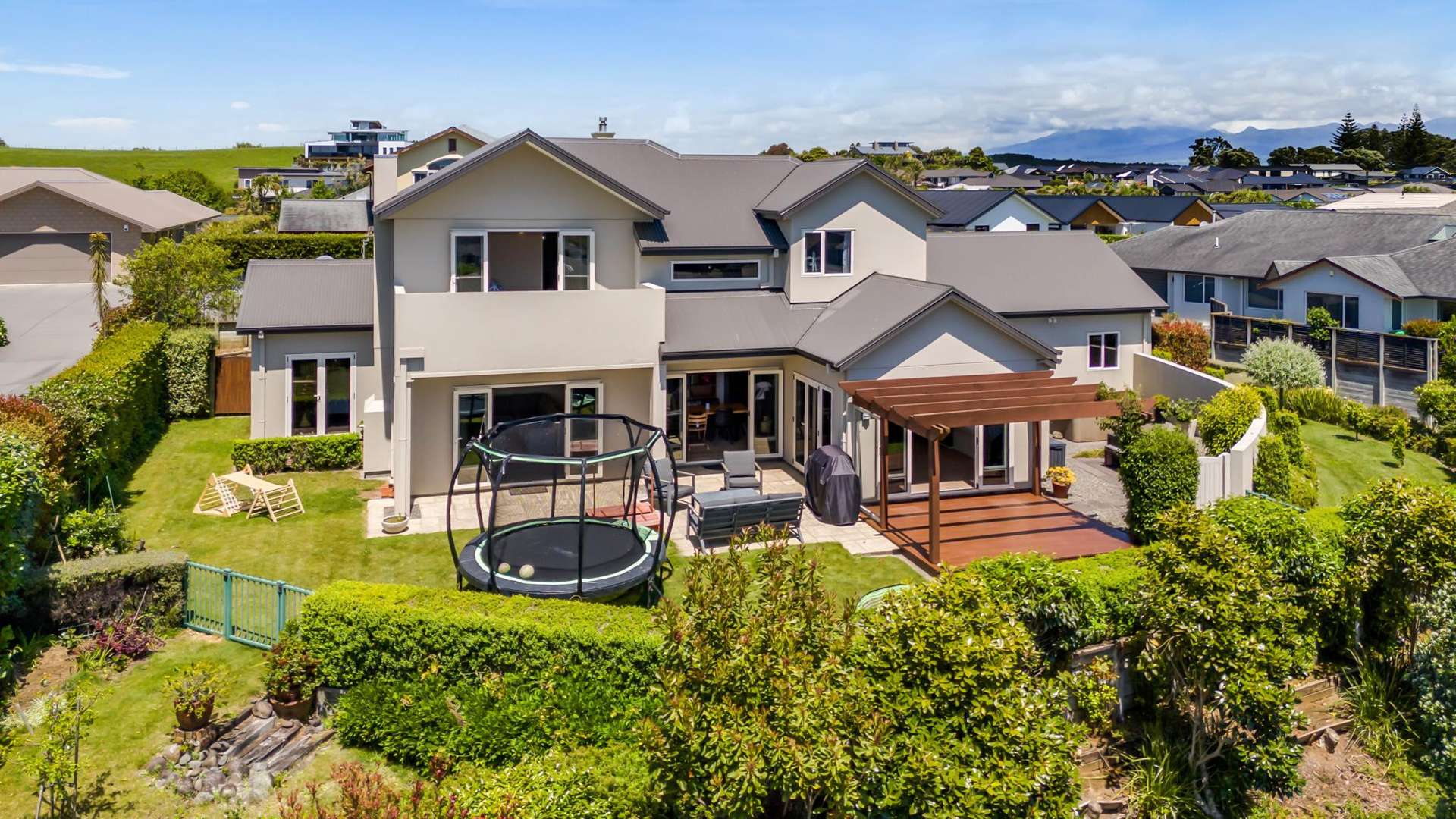 10 Sampson Avenue Waiwhakaiho_0