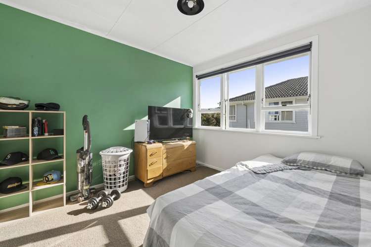 21 Pencarrow Crescent Wainuiomata_15