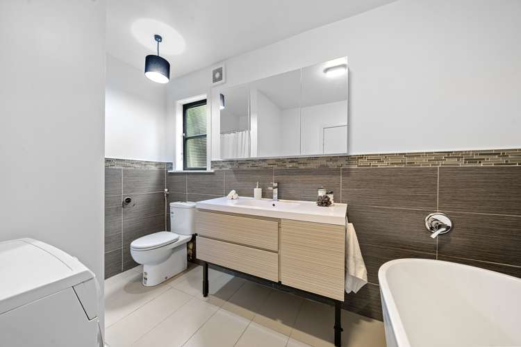 9 Onslow Road Khandallah_17