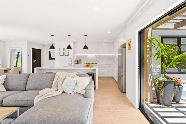 18 Ahutoetoe Road Wainui_10