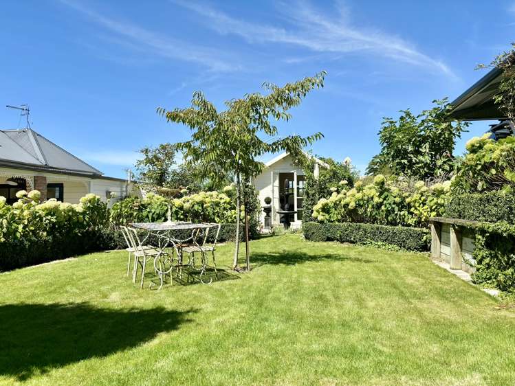 22 Domain Road Waipawa_24