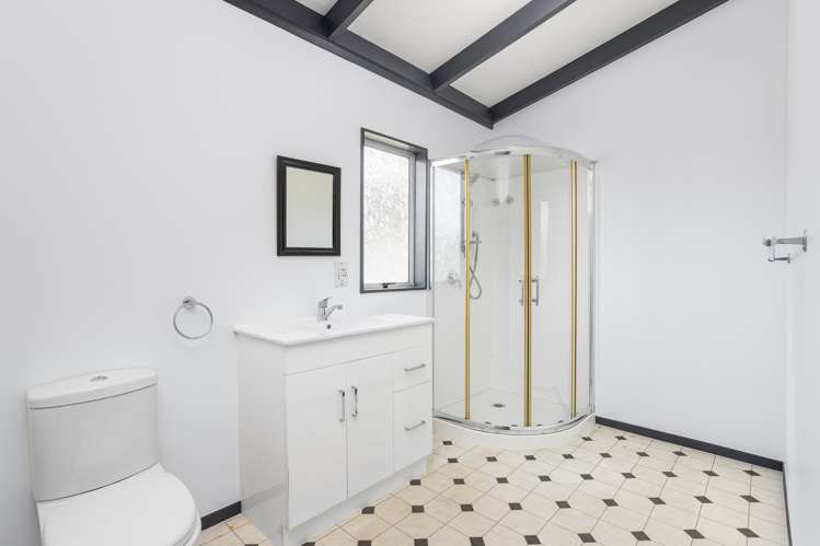 8 Ozone Road Stanmore Bay_9