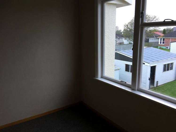 12 Devon Crescent Darfield_14