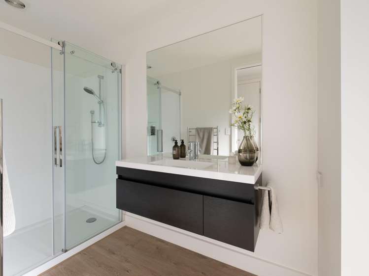 8 Upton Lane Richmond_14