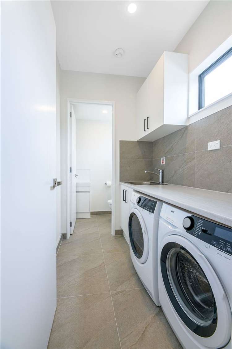 12 Moki Place Long Bay_23