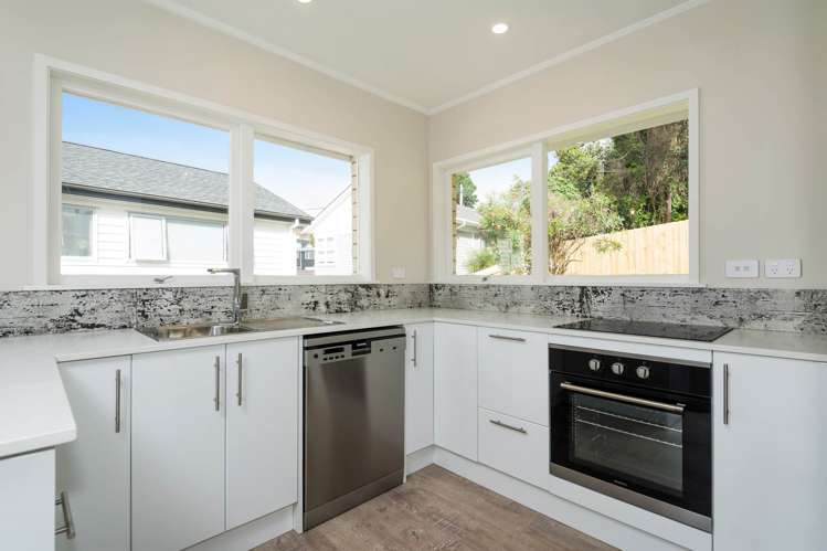 1/42 Hogans Road Glenfield_7