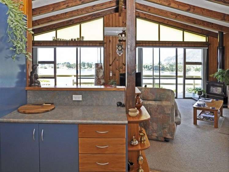 9 Pine Grove Tairua_3