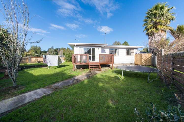 2 John F Kennedy Place Glen Eden_17