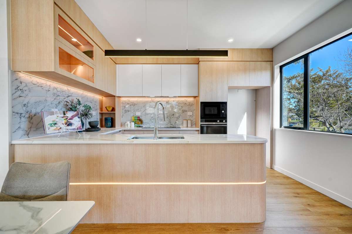 1/4 Powrie Street_3
