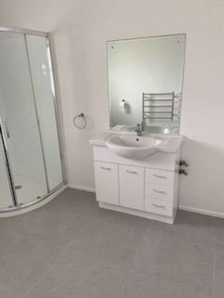 3/19 Lake Pupuke Drive Takapuna_9