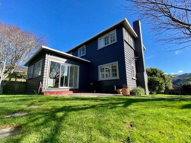 Family home in Wgtn's best neighbourhood