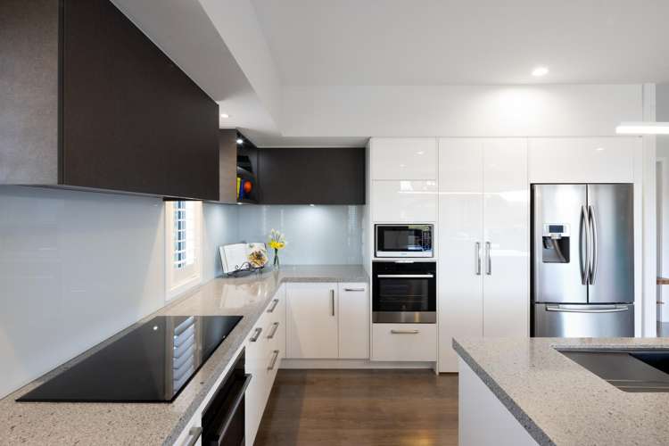 77 Baxter Michael Crescent Cambridge_10