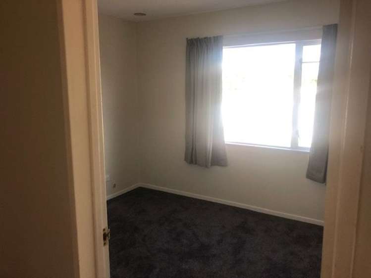 88 Commercial Road Helensville_4