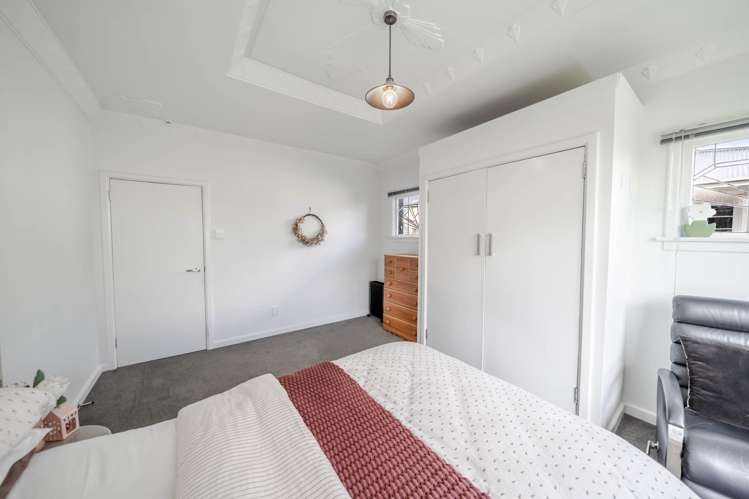 39 Clifton Street Windsor_12