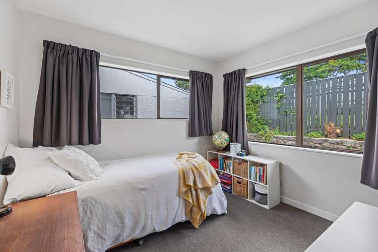 8 Lochinvar Place Hairini_8