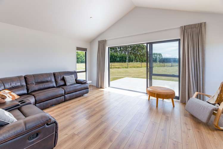 32 Cridges Road Darfield_26