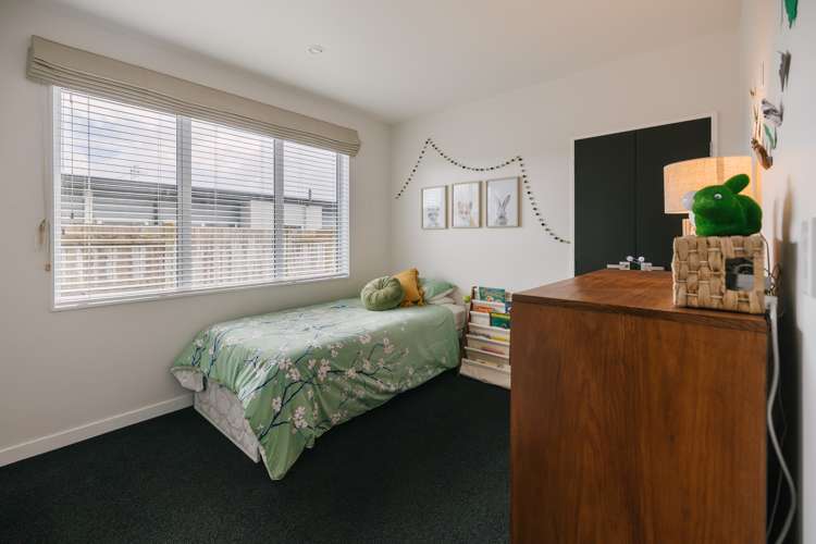 10 Monaco Grove Fitzherbert_16