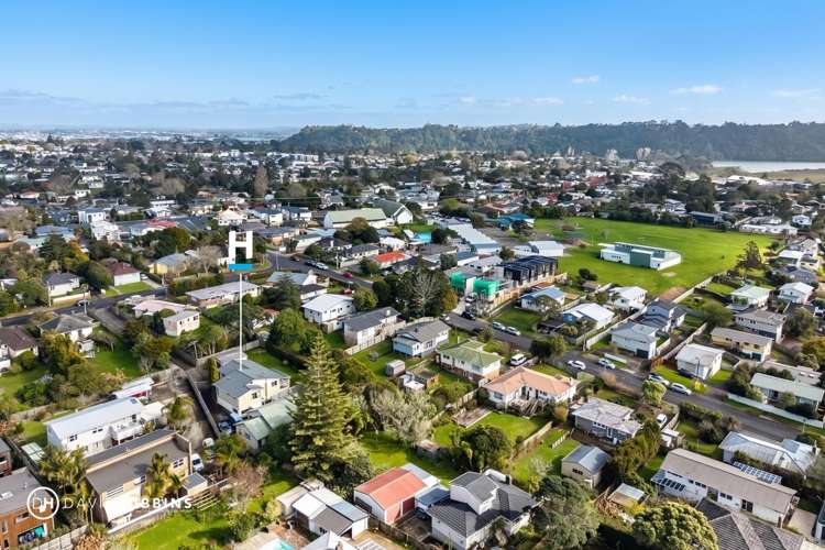 7 Chippendale Crescent Birkdale_15