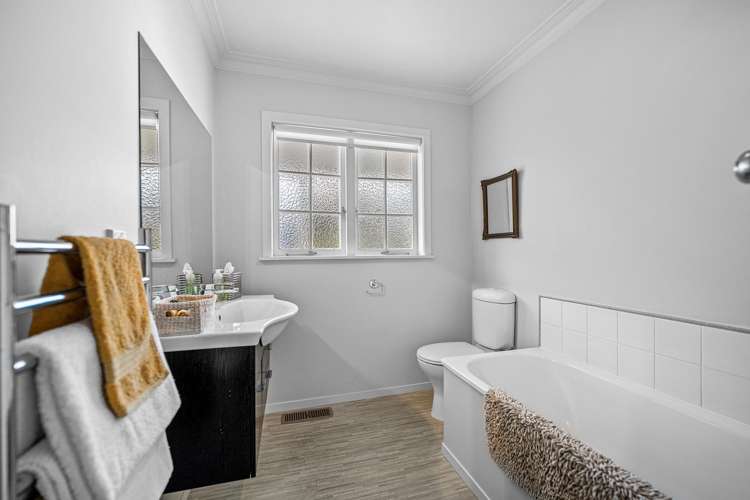 62 Northboro Road Belmont_23