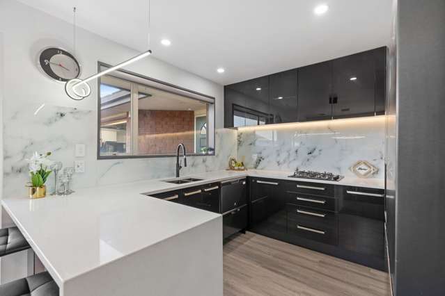 Next Move Planned, Must be Sold!