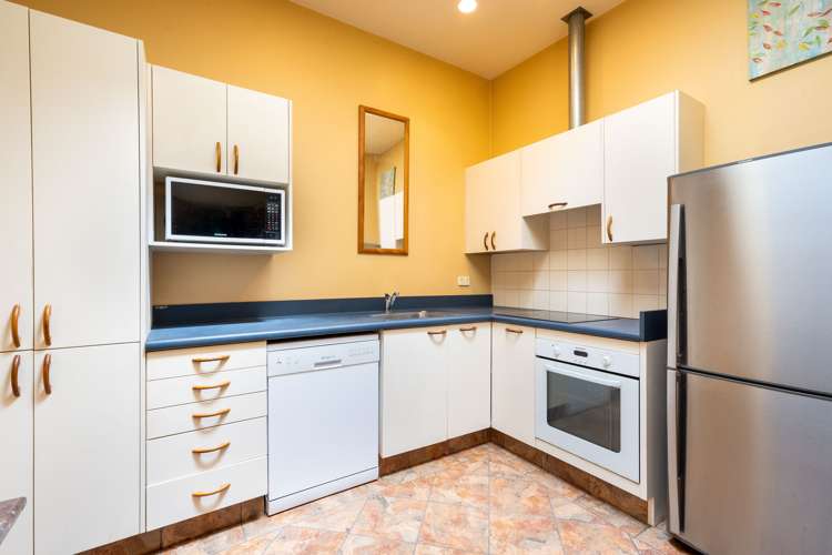 27 Canongate Dunedin Central_11